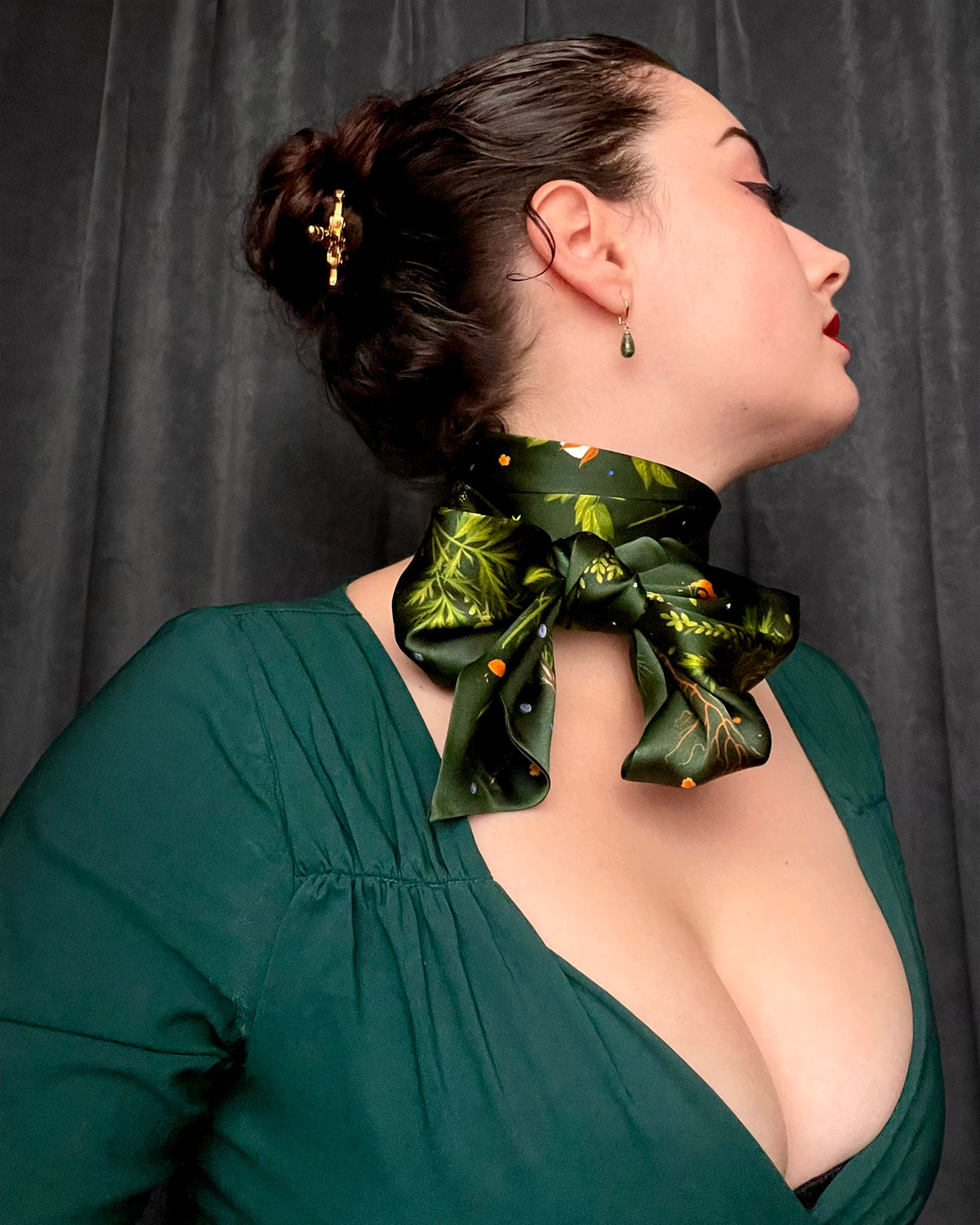 Abortifacients Cravat II - Forest Green