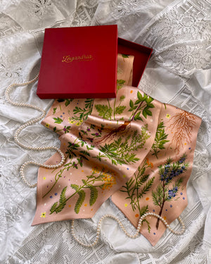 Abortifacients Cravat VI - Blushed Cream