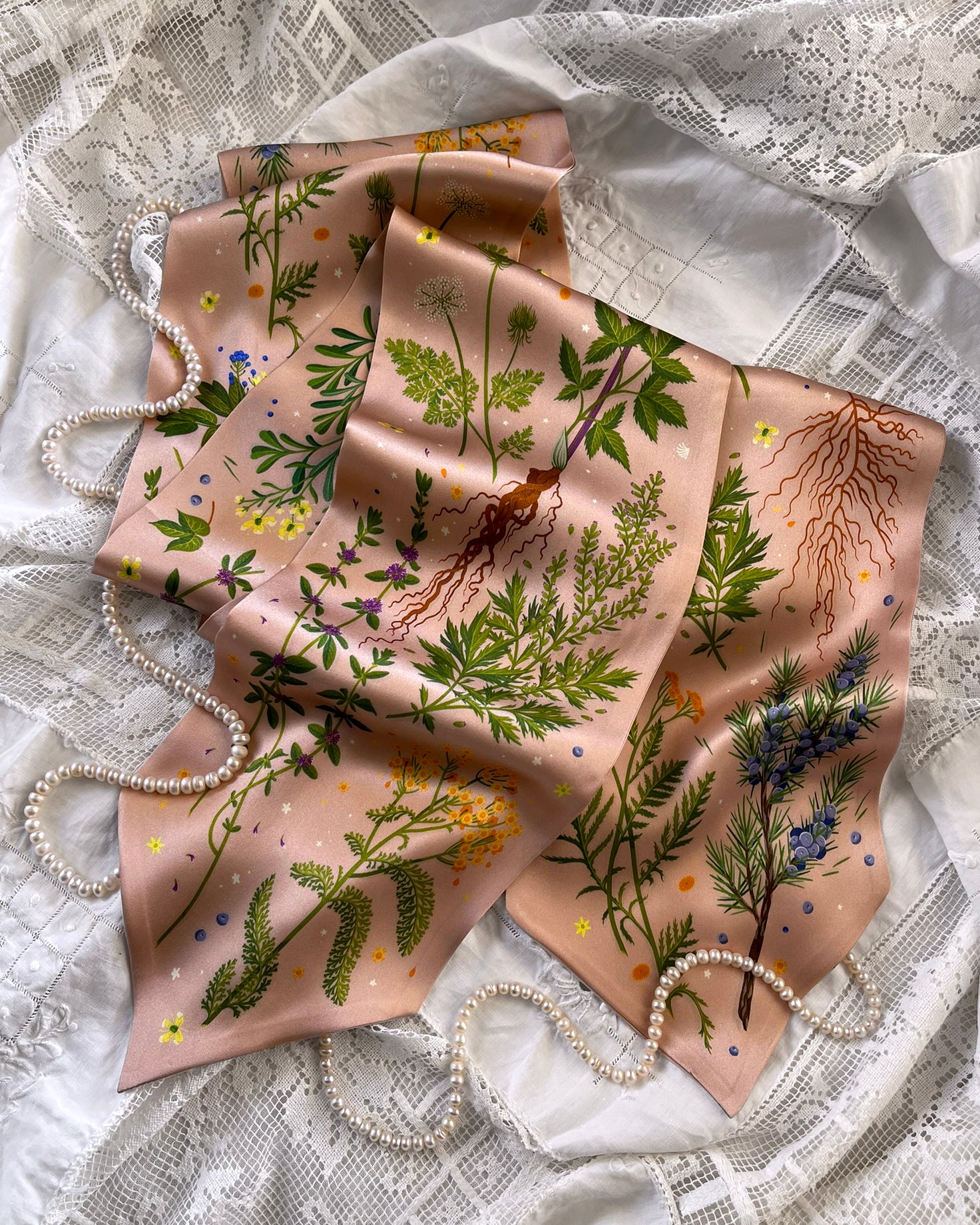 Abortifacients Cravat VI - Blushed Cream