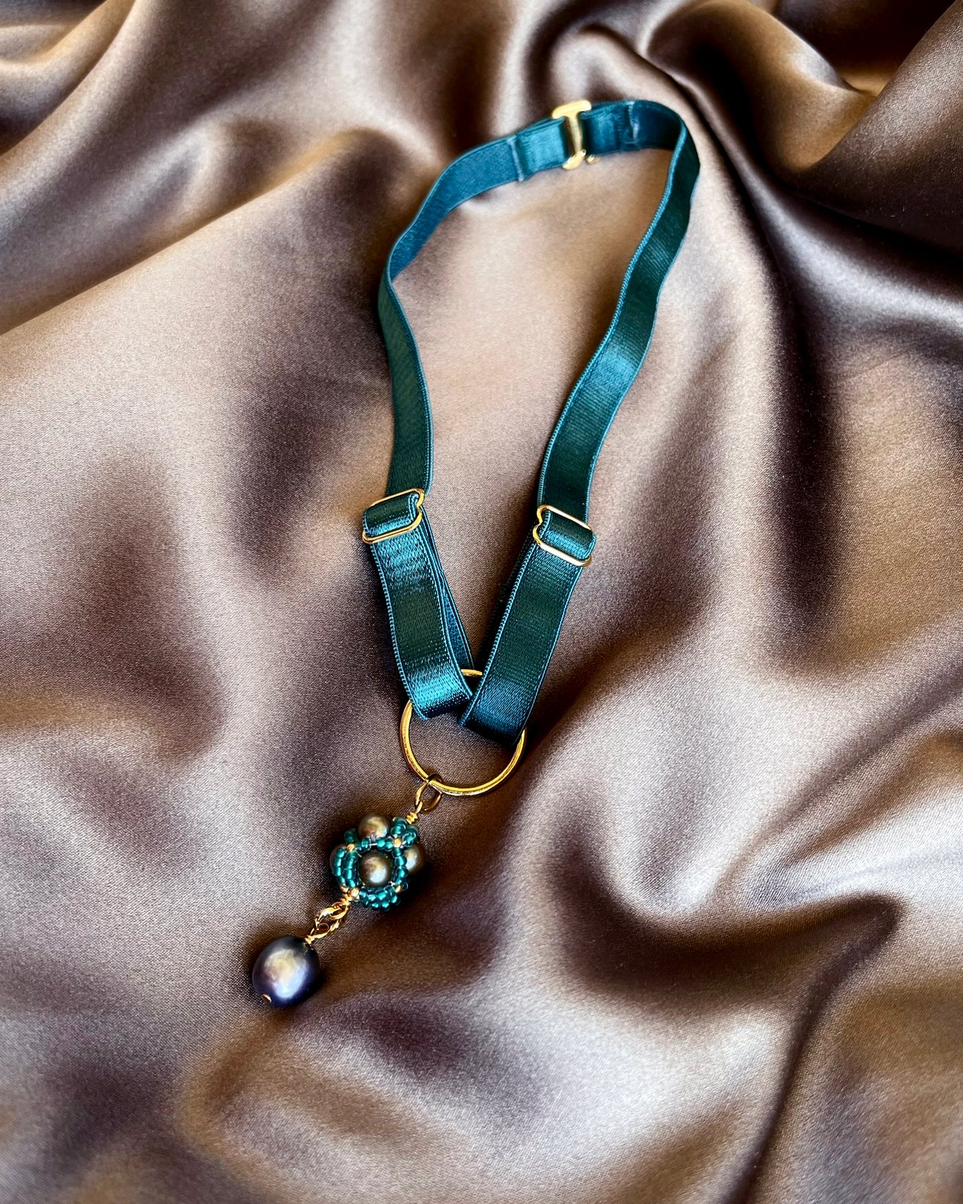 Choker with Beaded Pendant - Teal