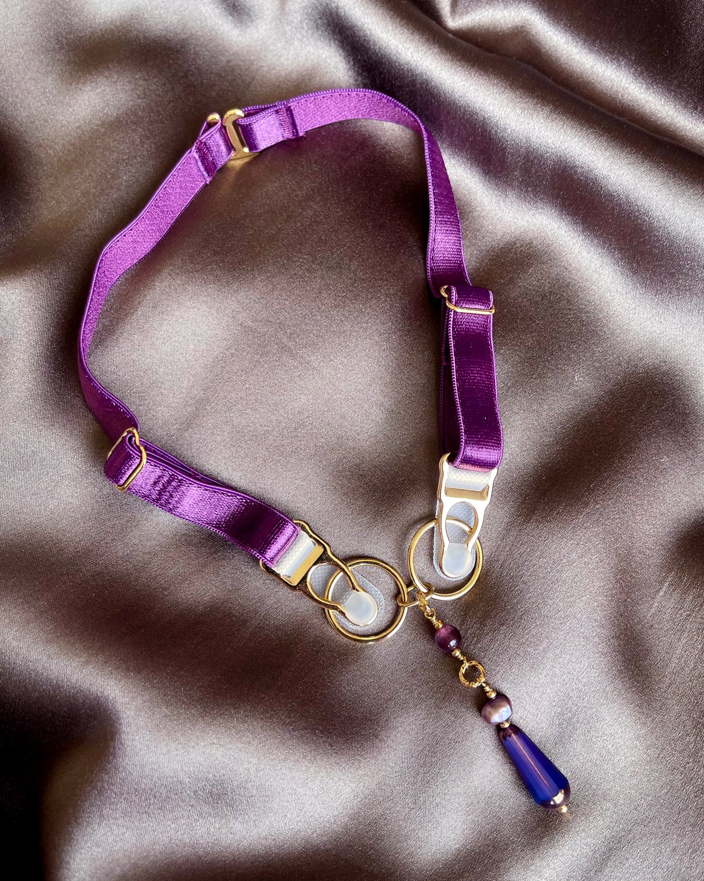 Garter Choker with Droplet Pendant - Plum