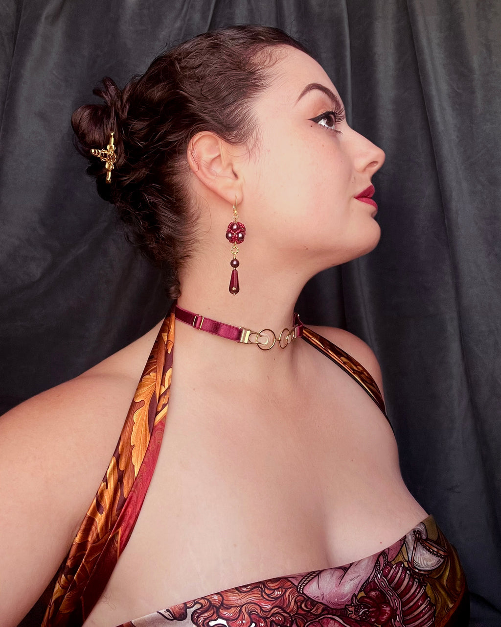 Garter Choker - Cranberry